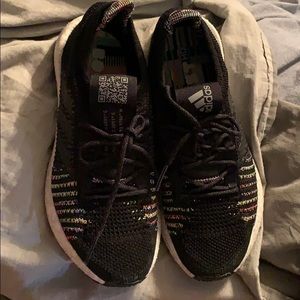 Adidas pulse boost running shoes